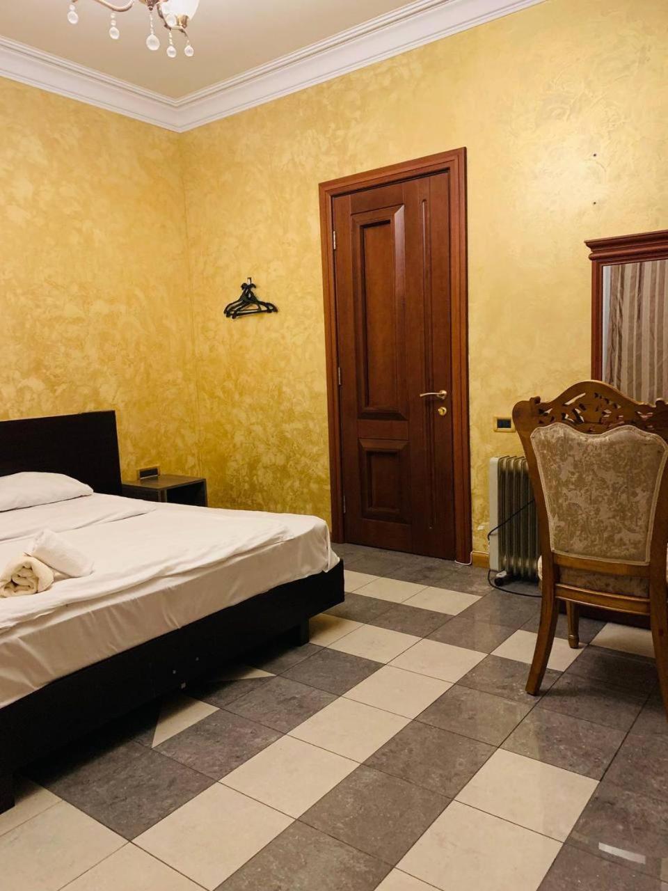 Centre Hotel-Hostel Yerevan Exterior foto